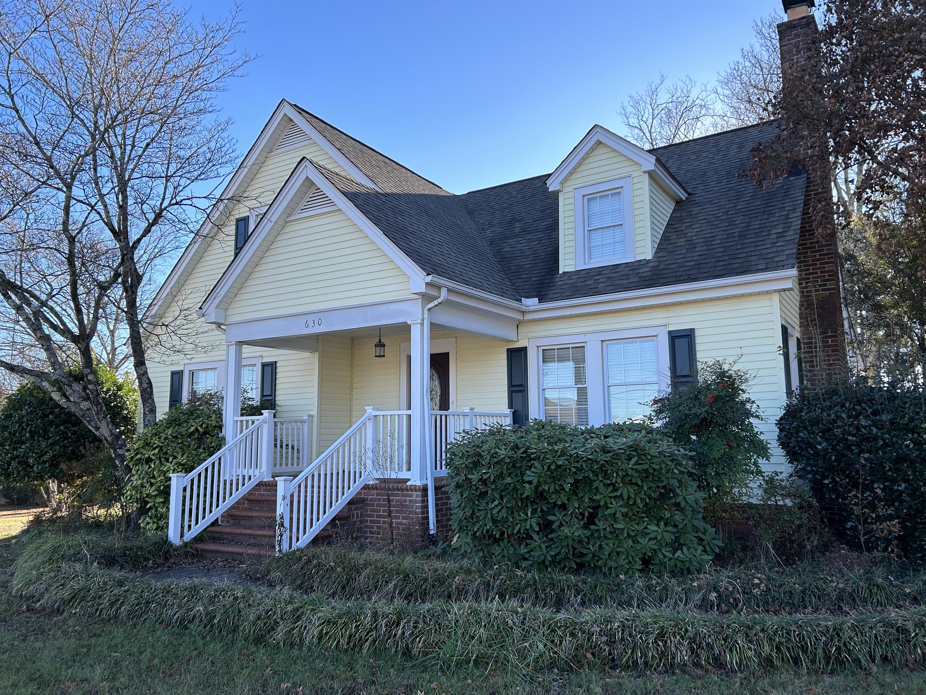 630 College Street - Main House