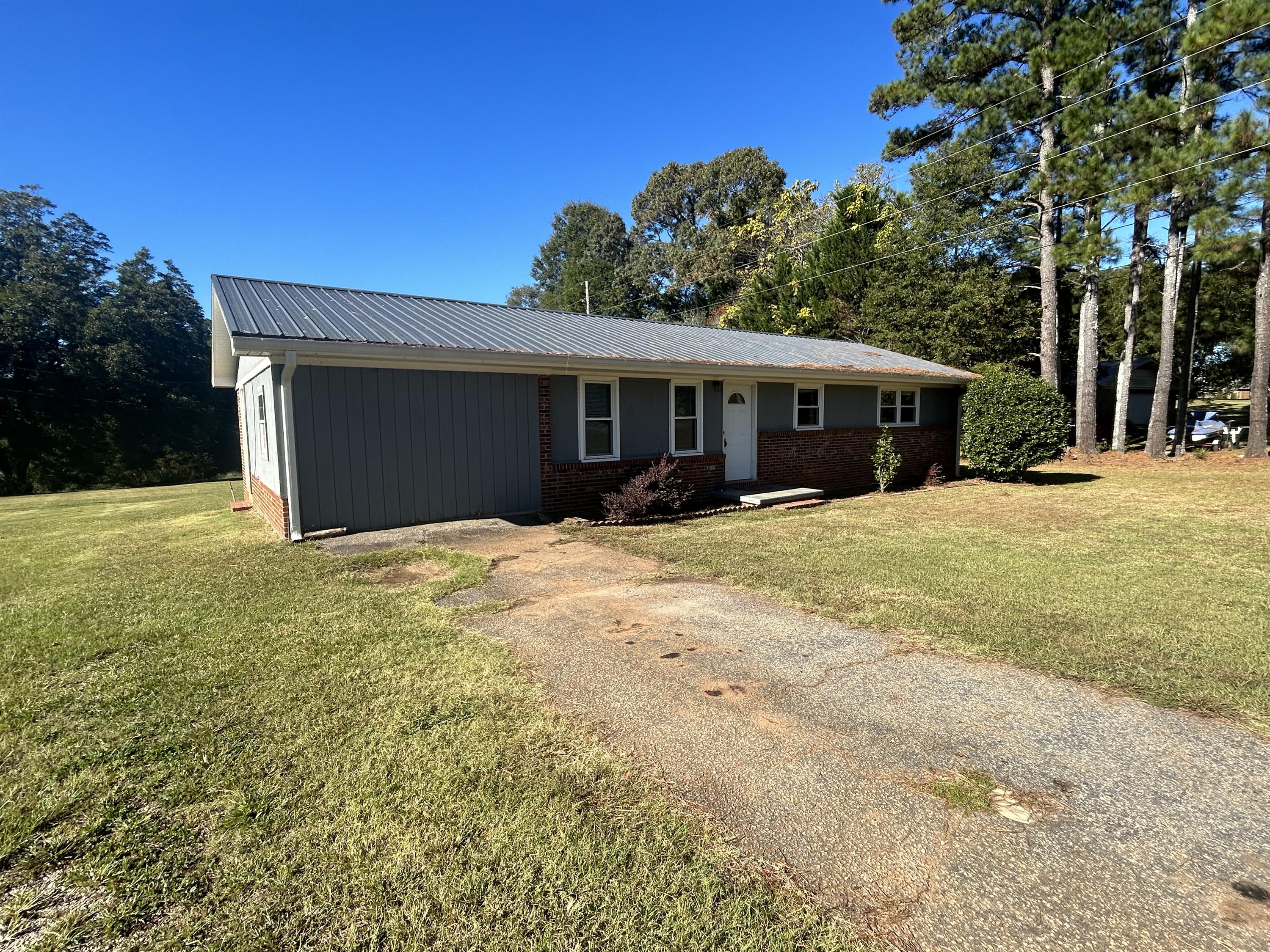 897 Old Walhalla Highway